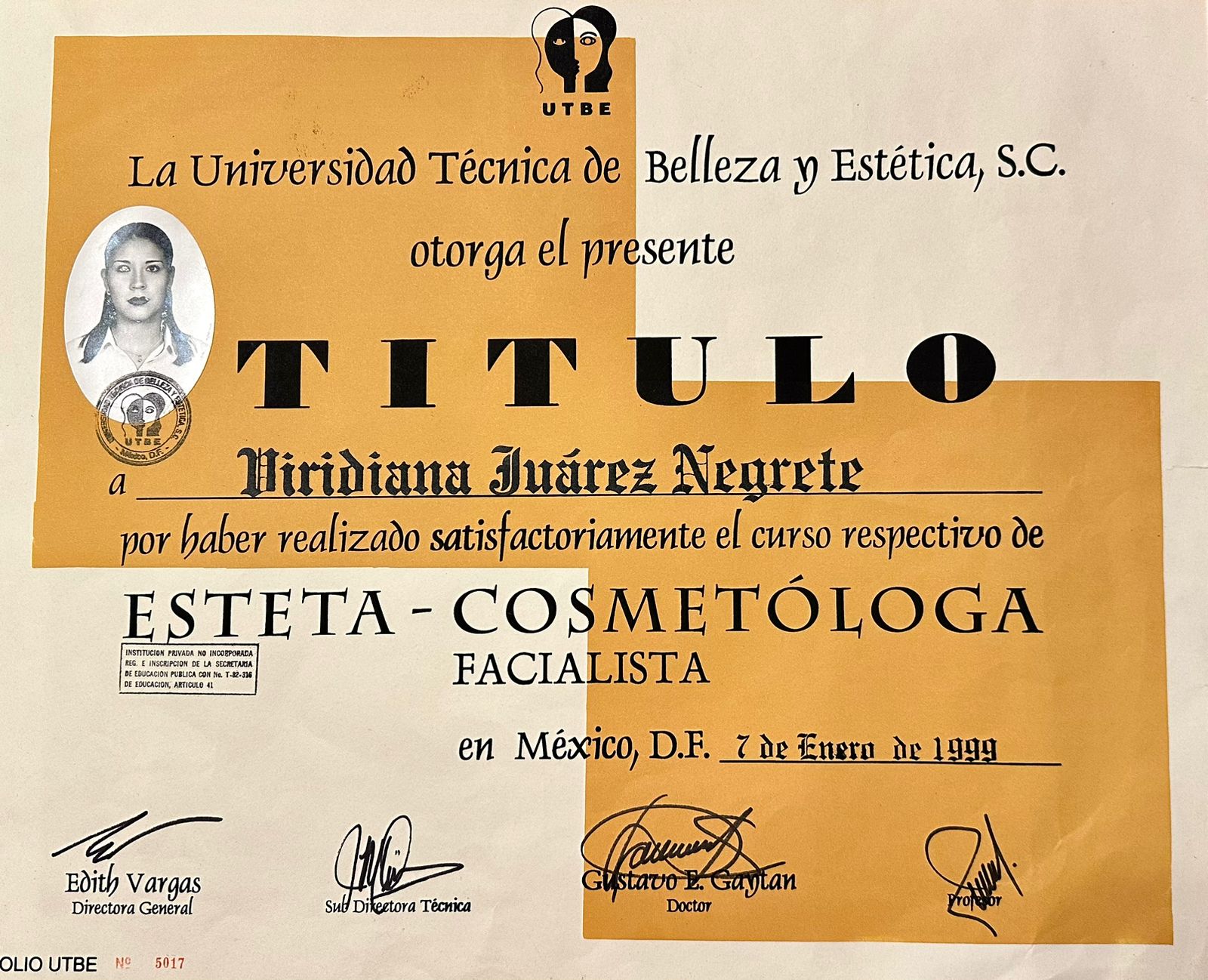 Viridiana Juárez - Certificación